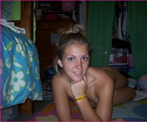Guarra vecinita en pijama