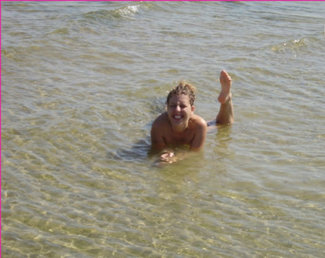 Zorra desnuda por todos lados