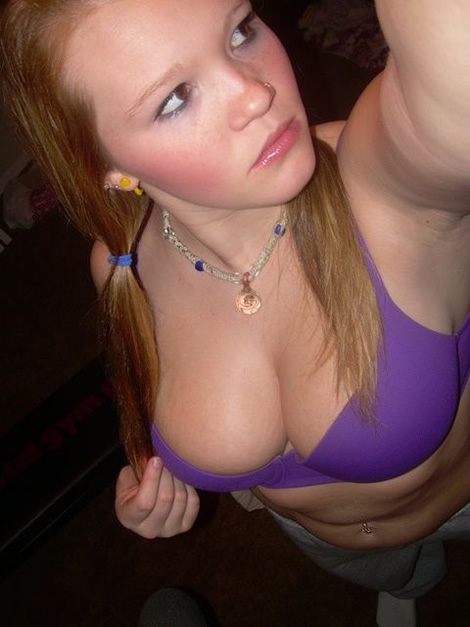 Chicas amateur una tetona por webcam